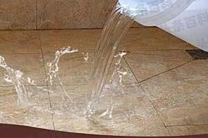 沙河口漏水维修 免砸砖防水材料该如何施工